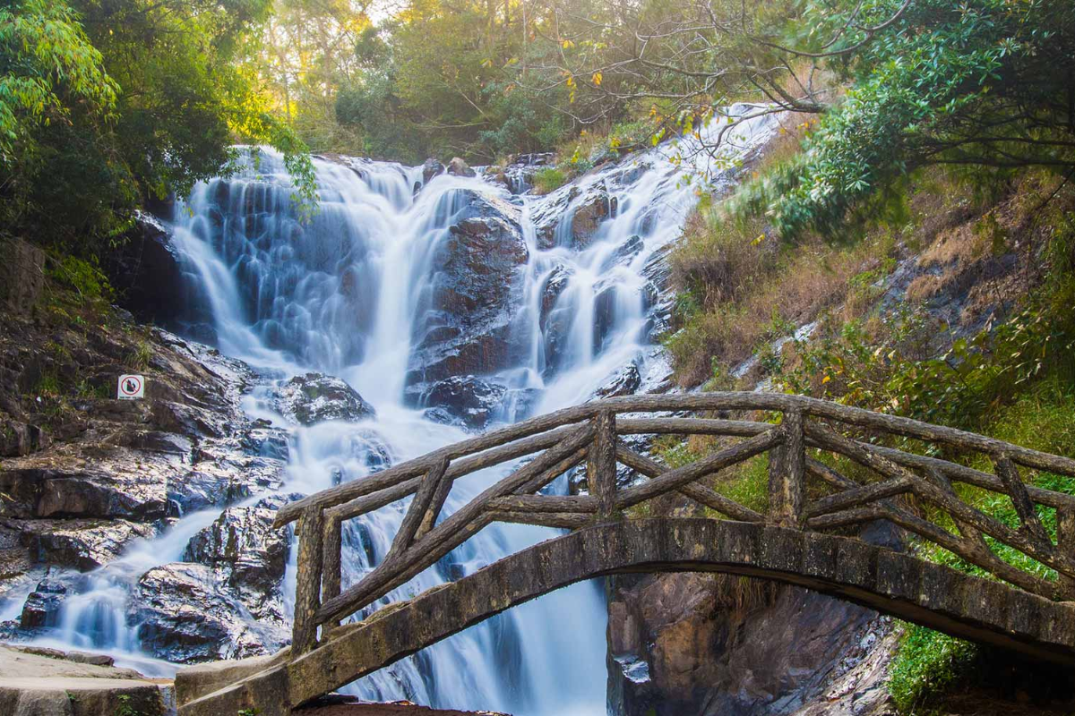 Tourists riding the alpine coaster at Datanla Waterfalls