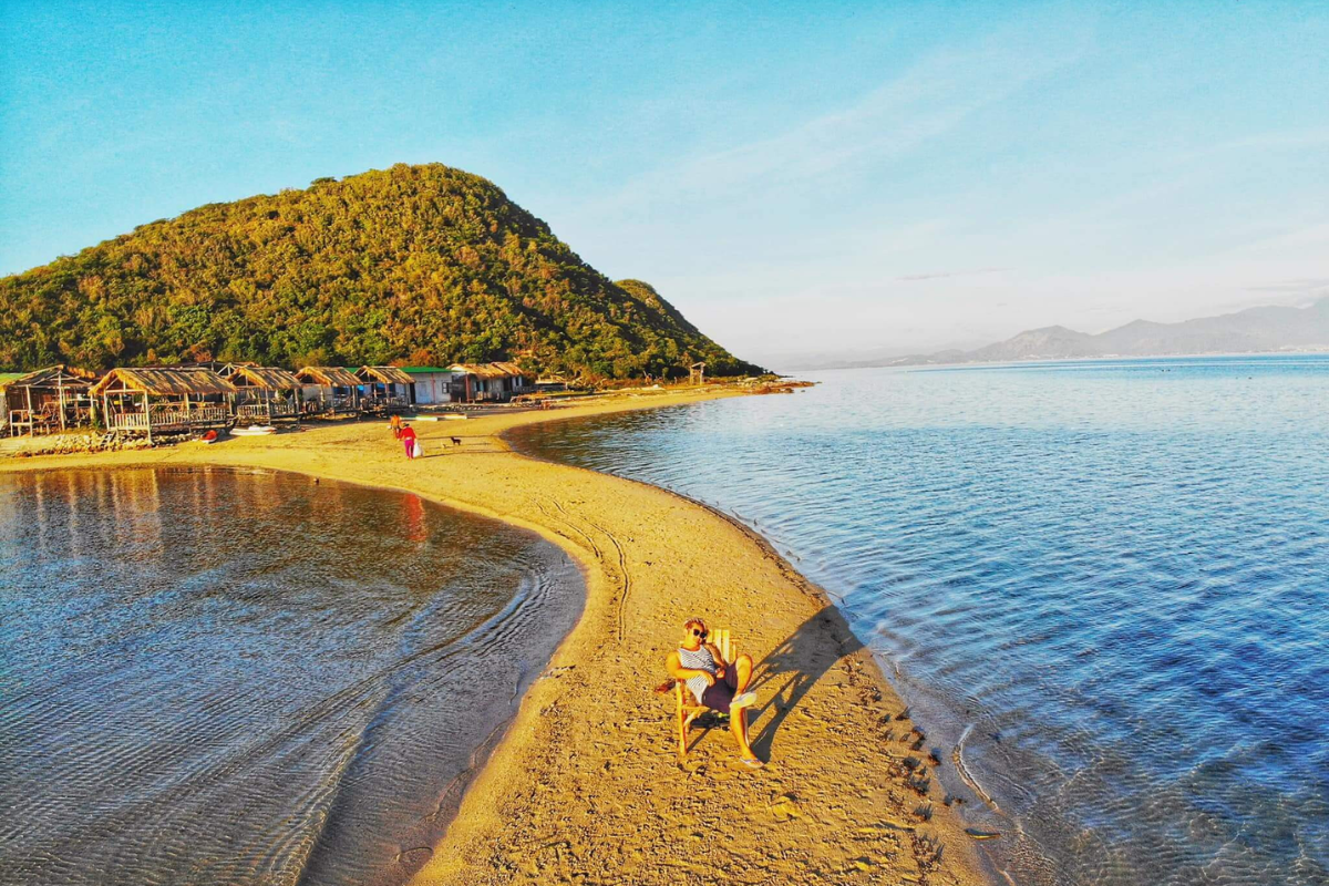 Scenic view of Diep Son sandbar path during low tide in April
