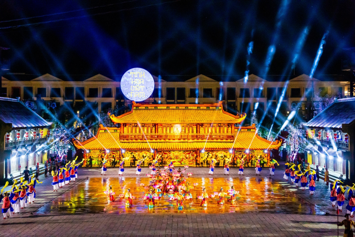 Grand World Phu Quoc night light show