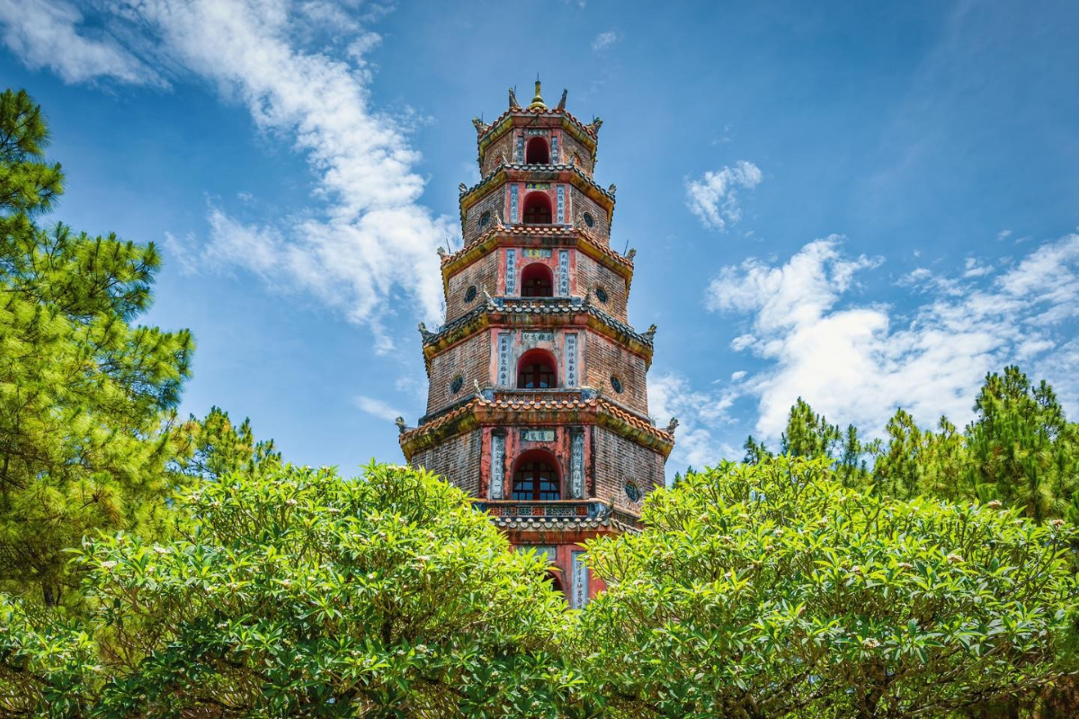 Thien Mu Pagoda in sunny weather