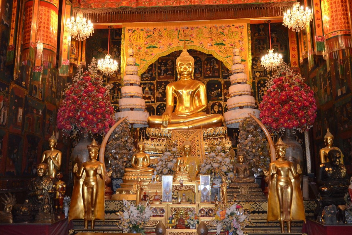 Royal Buddha image inside chapel of Wat Na Phra Men