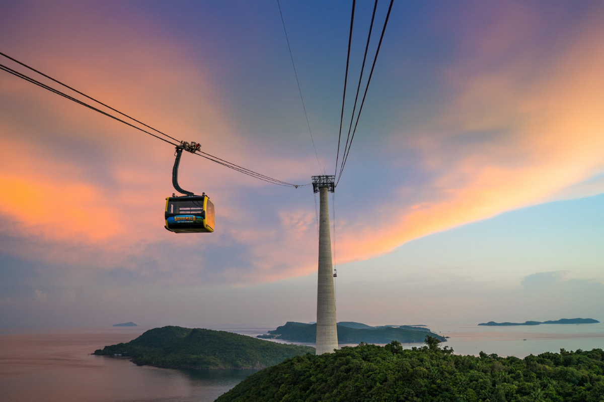 Cable car to An Thoi Islands
