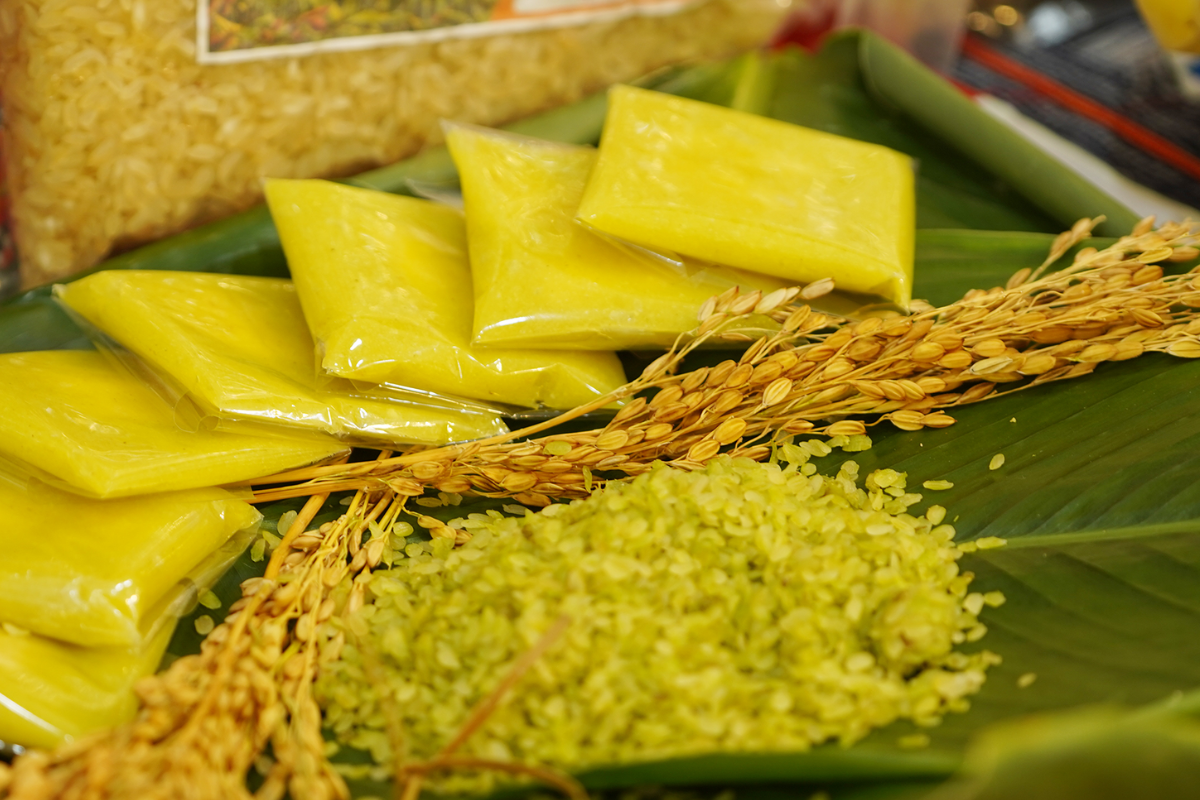 Delicious Young Sticky Rice in Bac Ha
