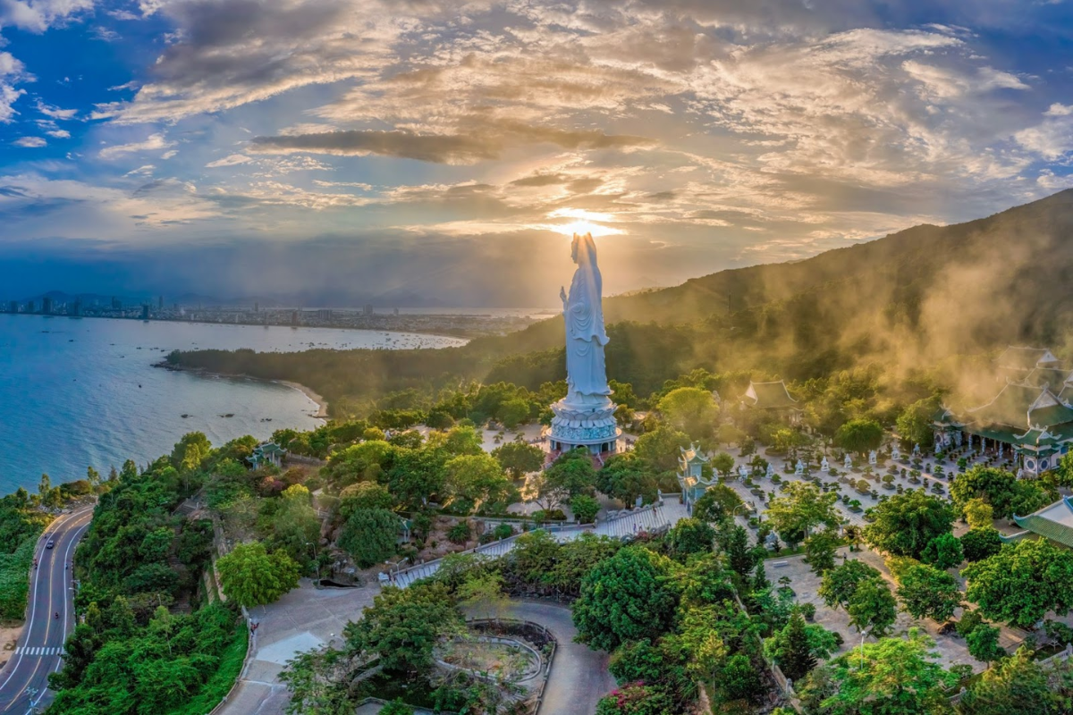The towering Buddha statue at Linh Ung Pagoda, Da Nang