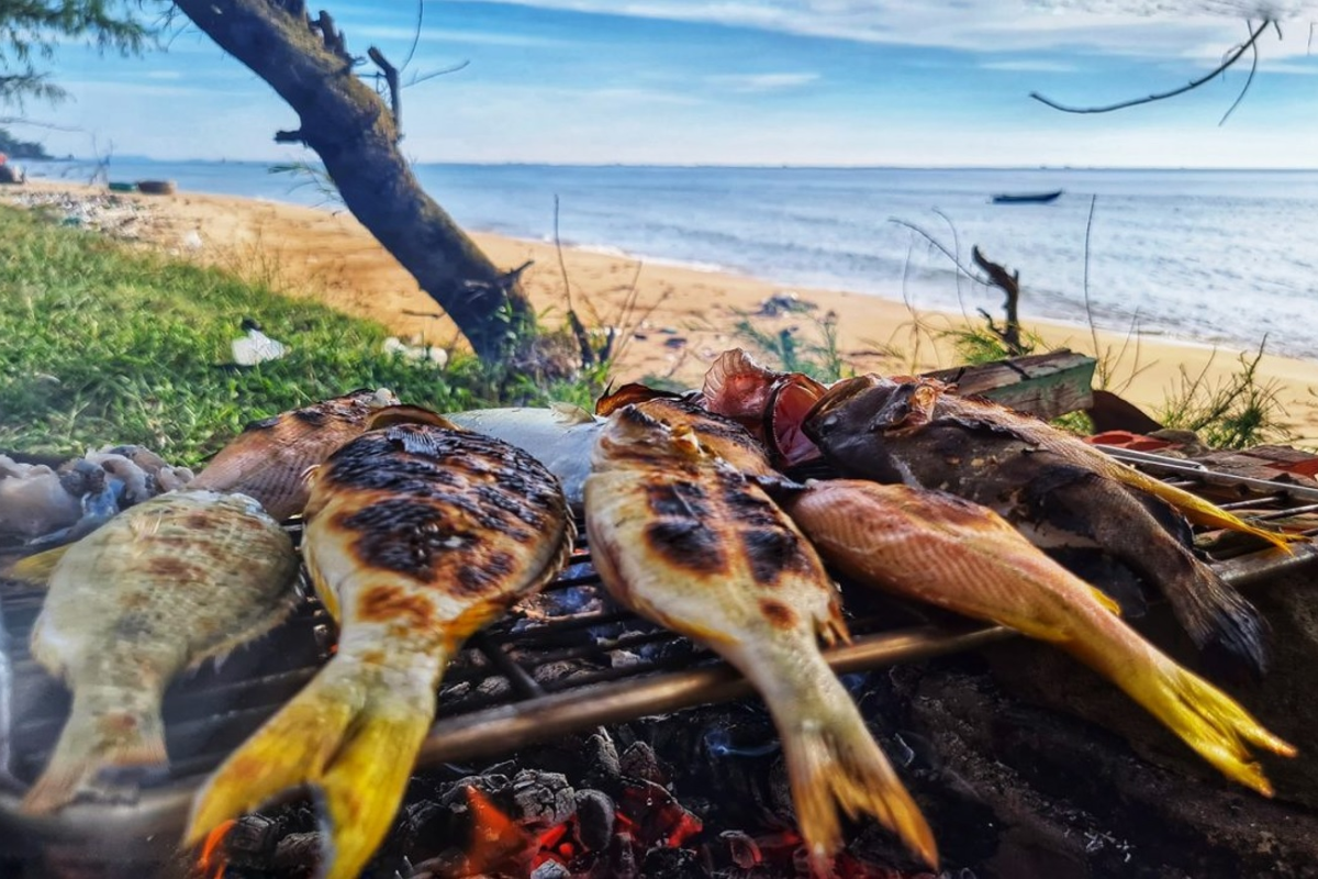A delicious seafood BBQ on Long Beach Phu Quoc