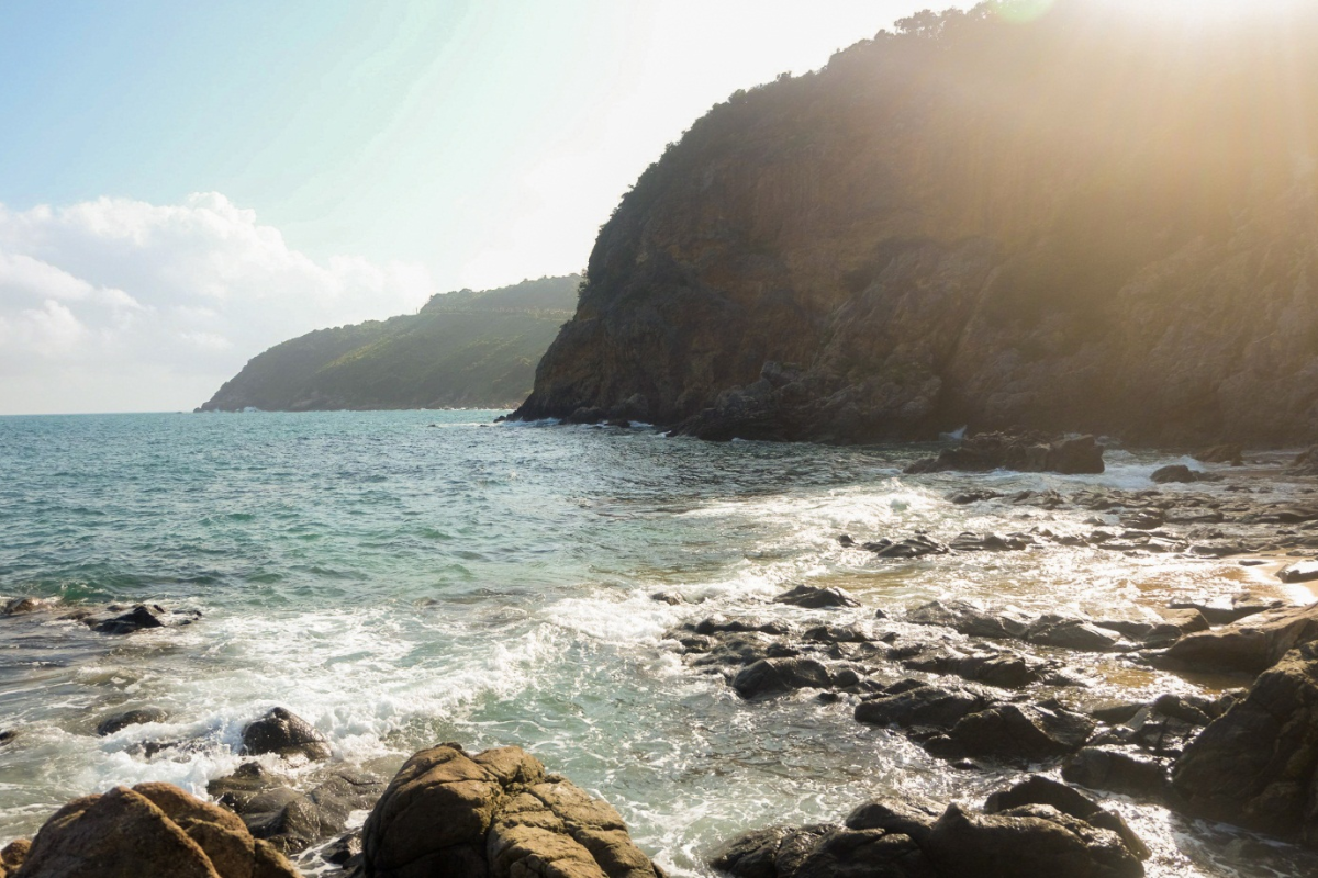 Crystal clear water and white sandy beach at Son Tra Peninsula