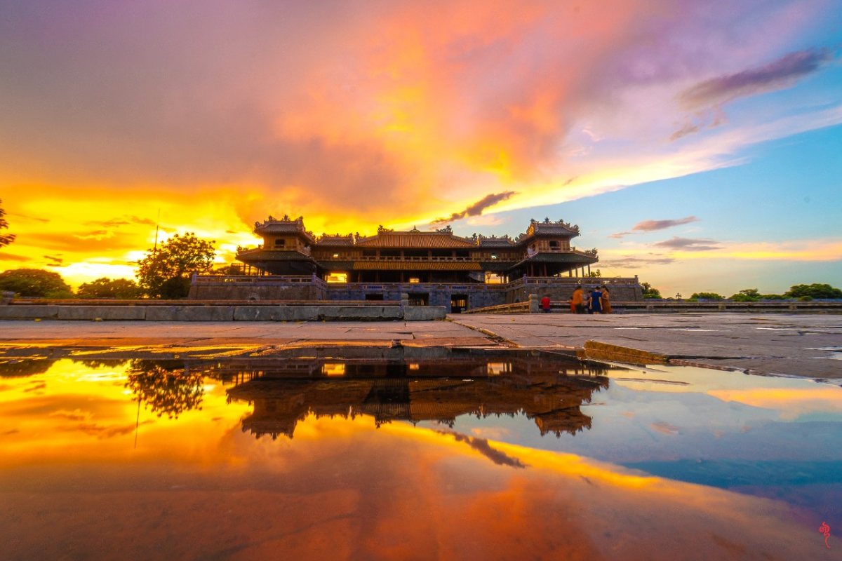 Sunny view of the Imperial Citadel under blue skies in August